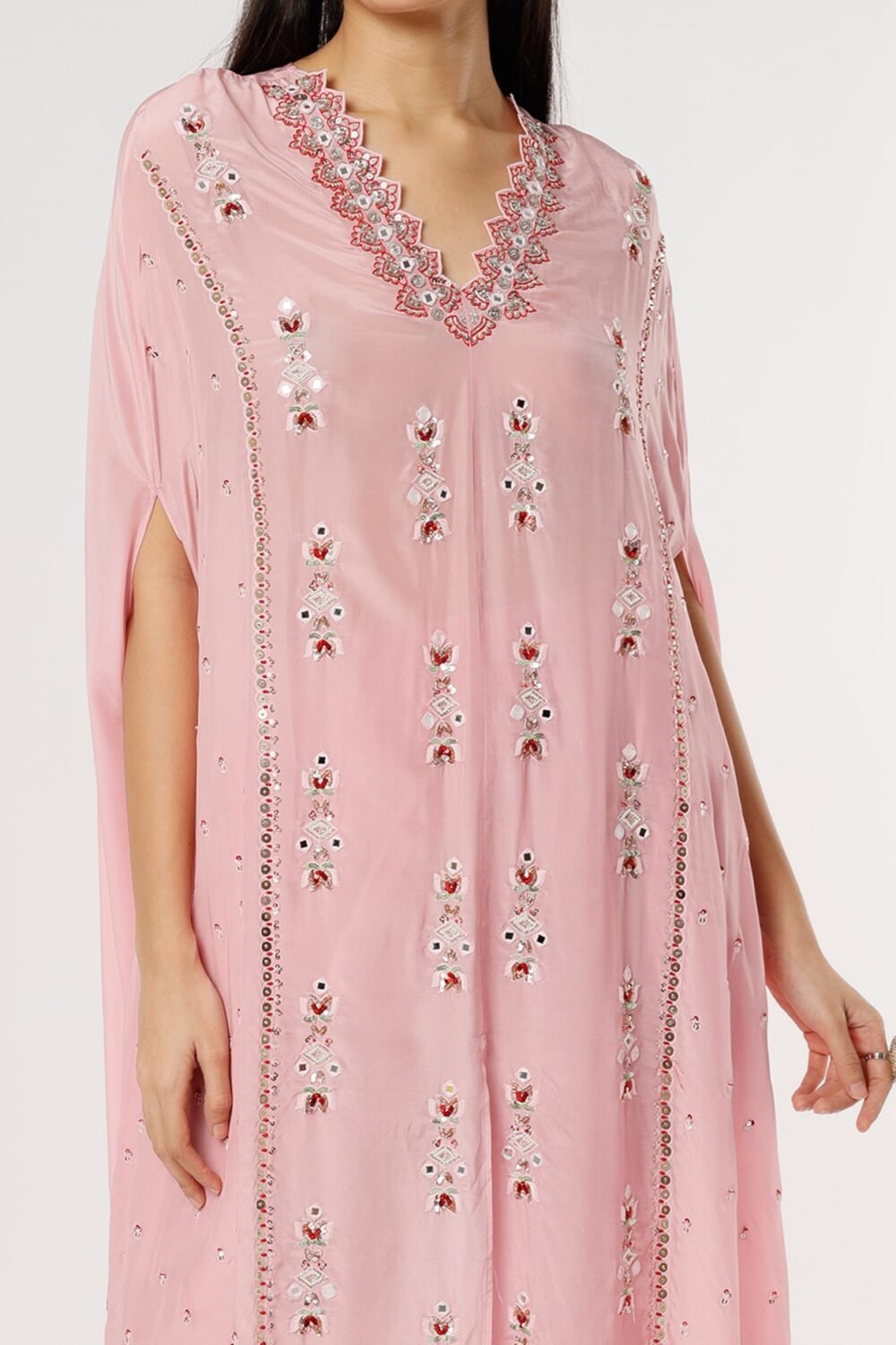 Mauve Crepe Embroidered Kurta Set POOR082242_4